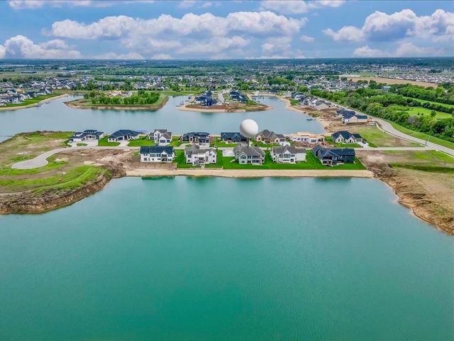 4782 N Ridge Port Ct., Wichita, KS 67205
