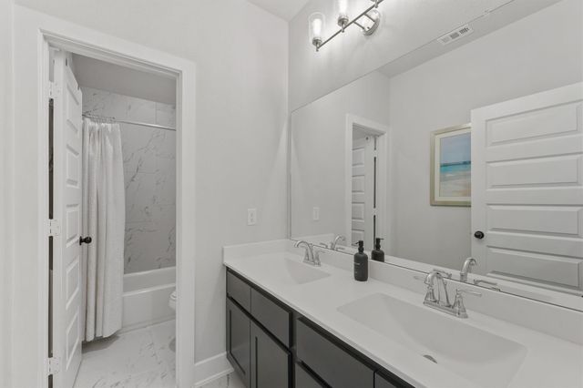 13813 Sabine Lake Drive, Texas City, TX 77568