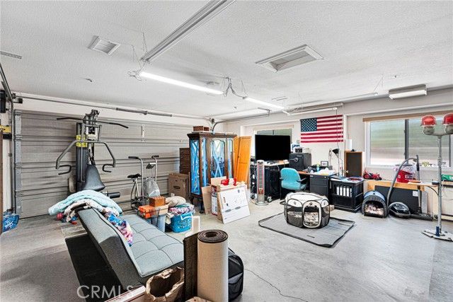 12951 Joshua, Hesperia, CA 92344