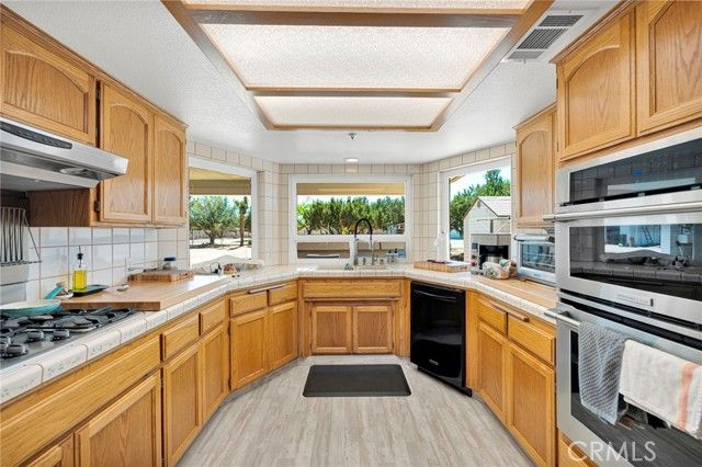 12951 Joshua, Hesperia, CA 92344