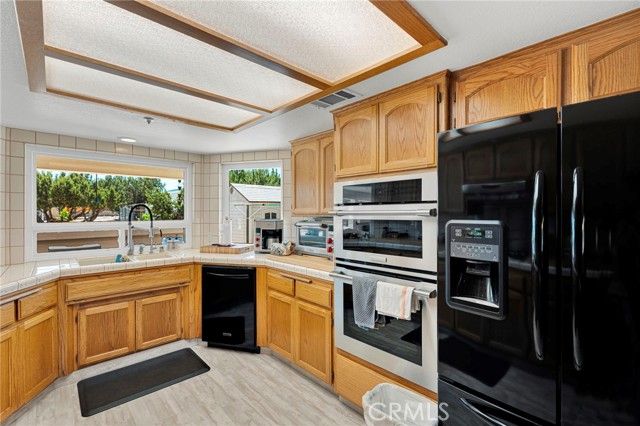 12951 Joshua, Hesperia, CA 92344