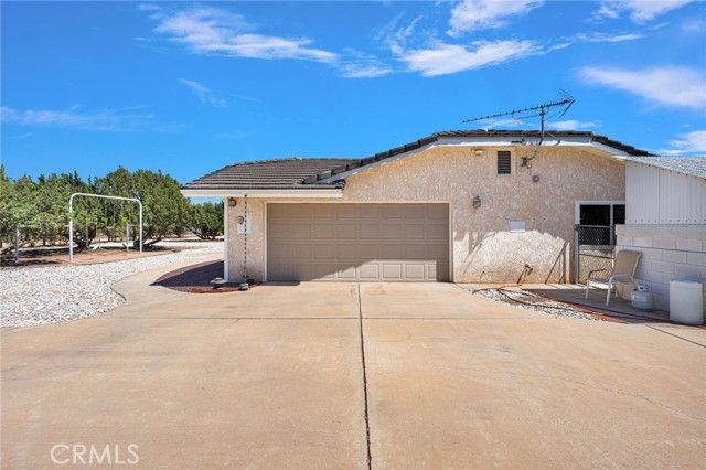12951 Joshua, Hesperia, CA 92344