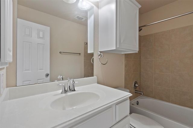 13402 Indigo Sands Drive, Pearland, TX 77584