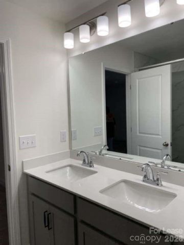 1041 S Point Road, Belmont, NC 28012