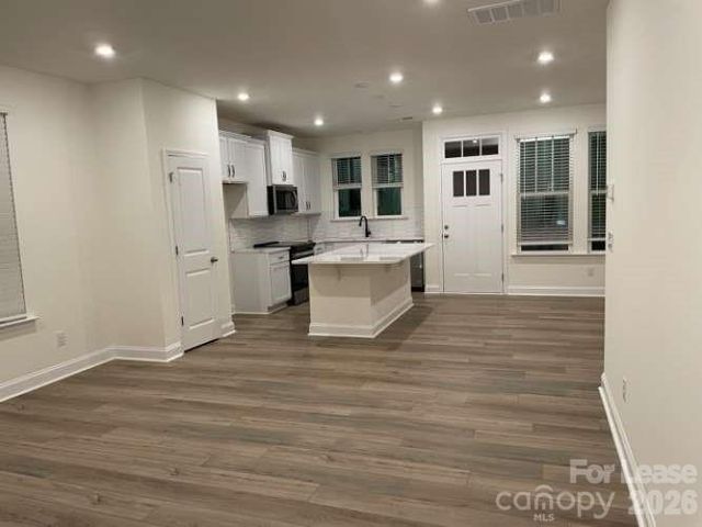 1041 S Point Road, Belmont, NC 28012