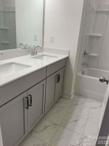 1041 S Point Road, Belmont, NC 28012