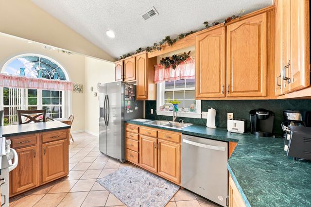 4314 Windy Heights Dr., North Myrtle Beach, SC 29582