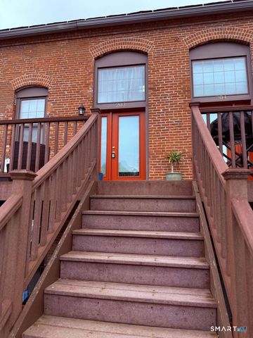 33 Mechanic Street 203, Windsor, CT 06095
