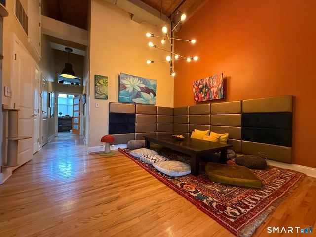 33 Mechanic Street 203, Windsor, CT 06095