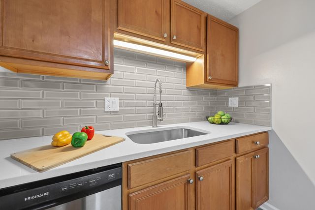 5014 Norcrest Drive, Columbus, OH 43232