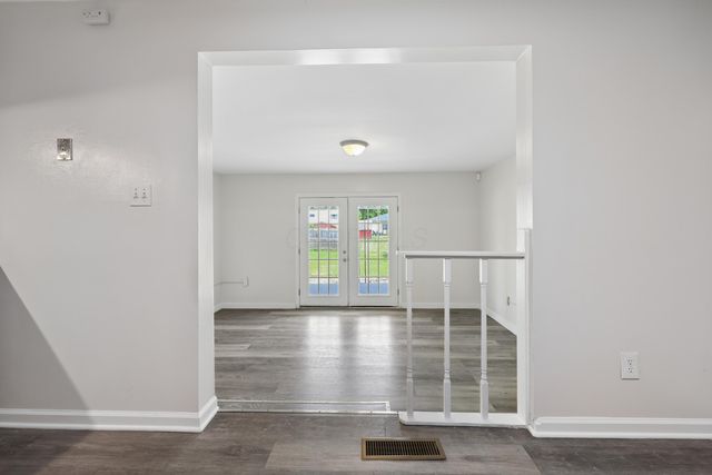 5014 Norcrest Drive, Columbus, OH 43232