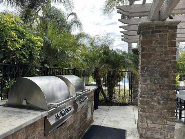 1132 Cherry Tree Lane, Vista, CA 92084