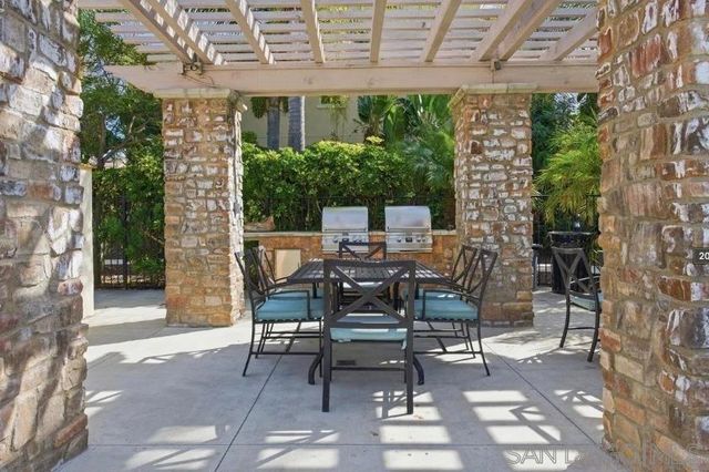 1132 Cherry Tree Lane, Vista, CA 92084