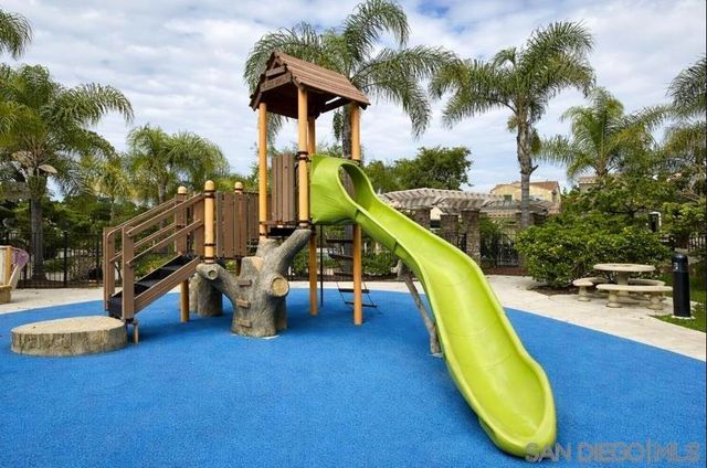 1132 Cherry Tree Lane, Vista, CA 92084
