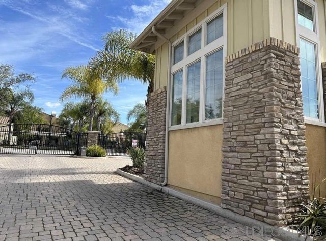 1132 Cherry Tree Lane, Vista, CA 92084