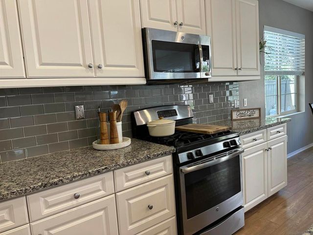 1132 Cherry Tree Lane, Vista, CA 92084