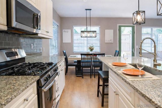 1132 Cherry Tree Lane, Vista, CA 92084