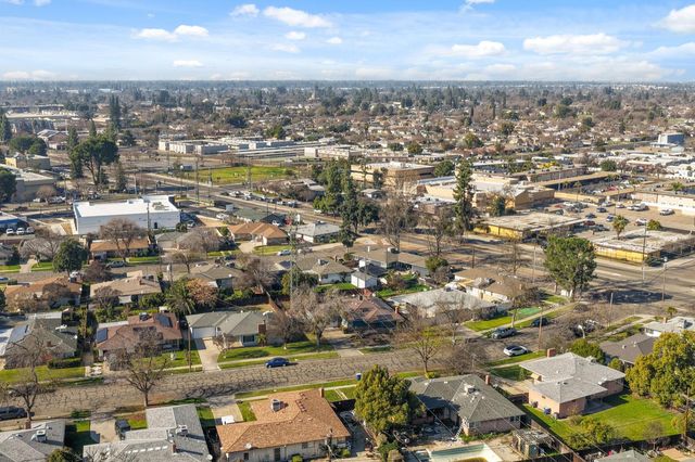 3117 N 8th Street, Fresno, CA 93703