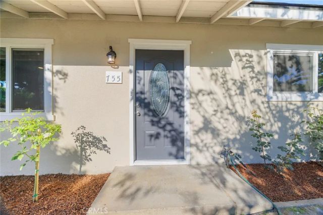 755 H, Parlier, CA 93648