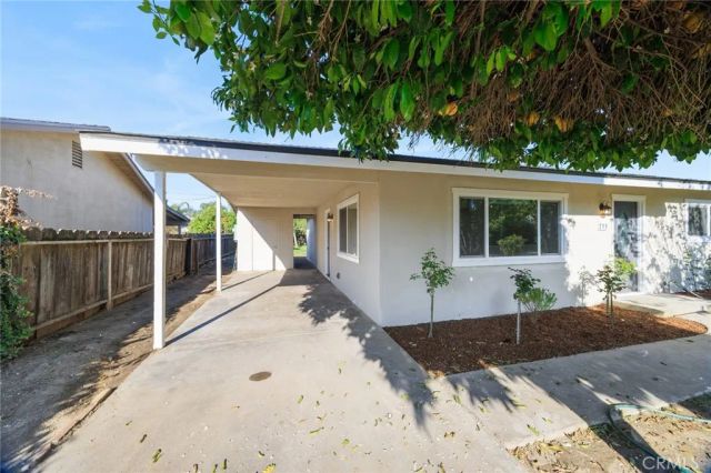 755 H, Parlier, CA 93648
