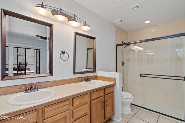 5572 N Crystal Mist Place, Tucson, AZ 85750