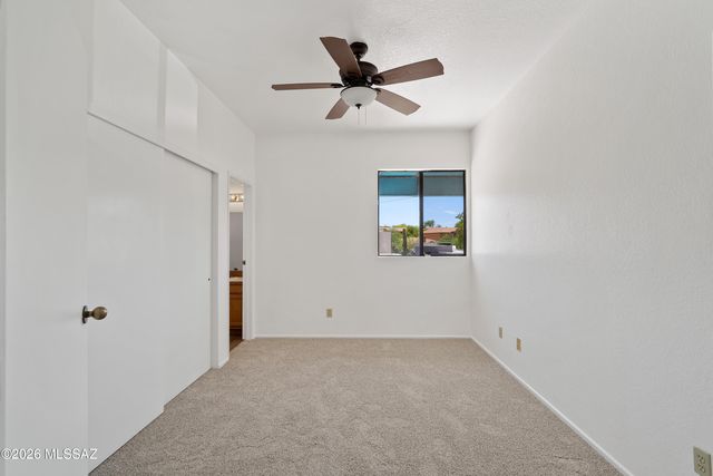 5572 N Crystal Mist Place, Tucson, AZ 85750