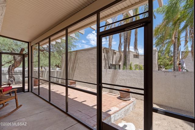 5572 N Crystal Mist Place, Tucson, AZ 85750