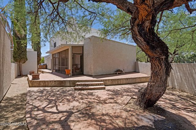 5572 N Crystal Mist Place, Tucson, AZ 85750