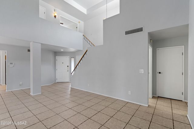 5572 N Crystal Mist Place, Tucson, AZ 85750