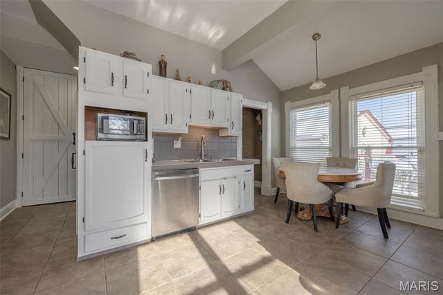 602 S State Highway 47, Warrenton, MO 63383