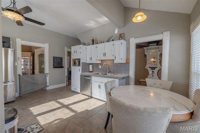 602 S State Highway 47, Warrenton, MO 63383