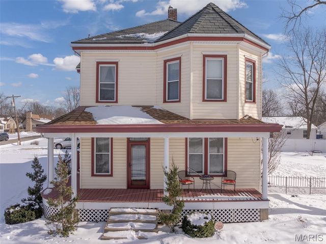 602 S State Highway 47, Warrenton, MO 63383