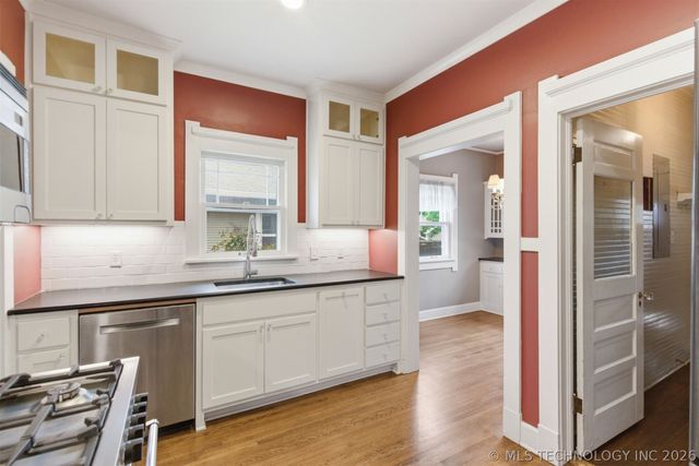 1855 16th Place, Tulsa, OK 74104