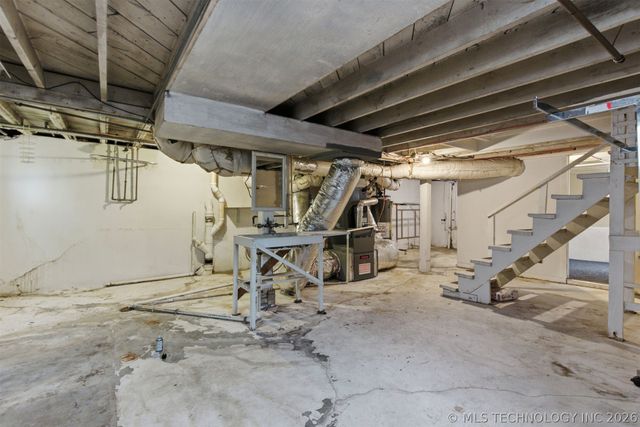 1855 16th Place, Tulsa, OK 74104