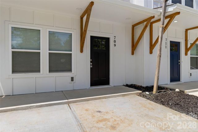 709 Pennsylvania Avenue, Charlotte, NC 28216