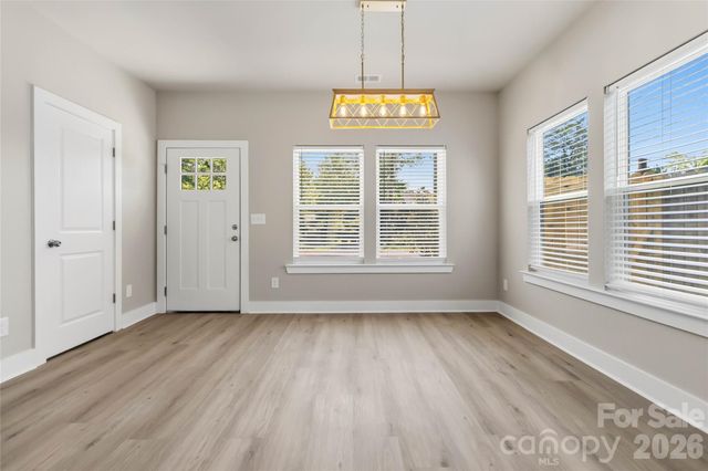 709 Pennsylvania Avenue, Charlotte, NC 28216