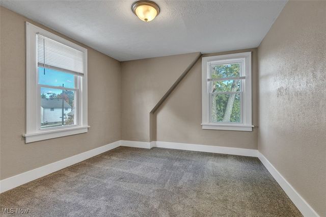 21570 Ball Avenue, Euclid, OH 44123