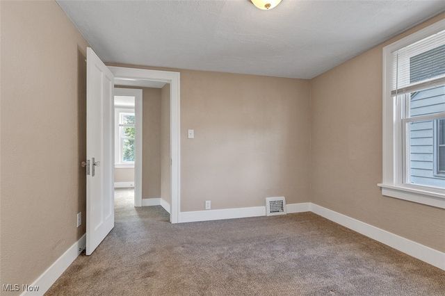 21570 Ball Avenue, Euclid, OH 44123