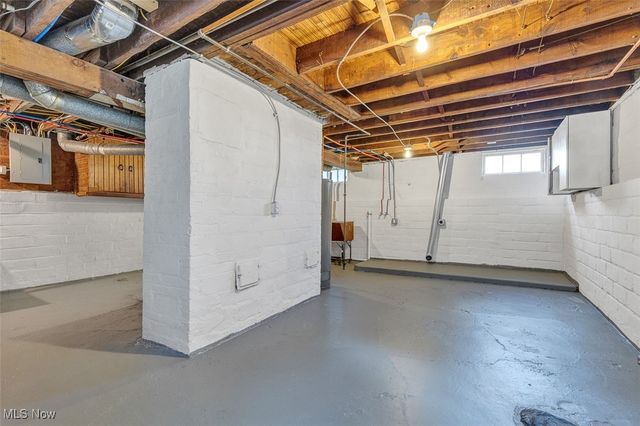 21570 Ball Avenue, Euclid, OH 44123