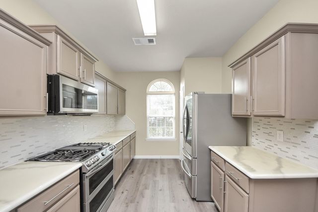 1855 Garnett Breeze Drive, Rosharon, TX 77583