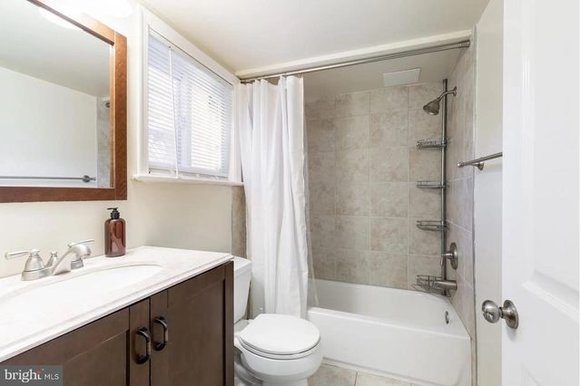 59 FARRAGUT PL NW, Washington, DC 20011