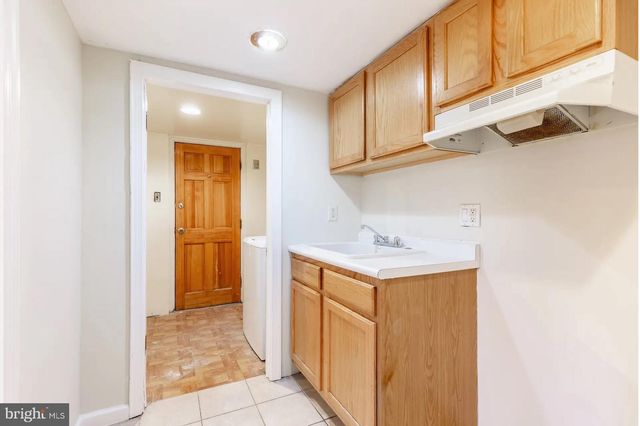 59 FARRAGUT PL NW, Washington, DC 20011