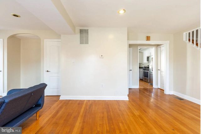 59 FARRAGUT PL NW, Washington, DC 20011