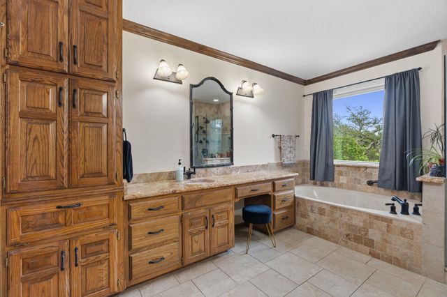 307 S Ridge CIR, Georgetown, TX 78628