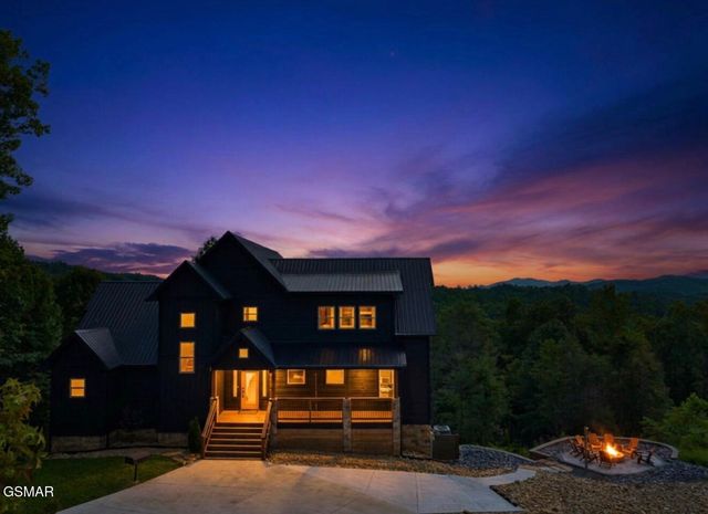 2843 Cedar Falls Way, Sevierville, TN 37862