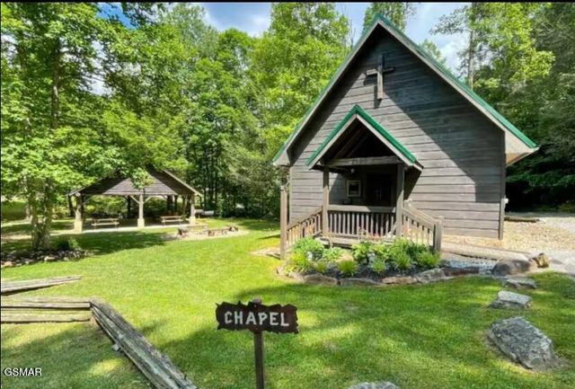 2843 Cedar Falls Way, Sevierville, TN 37862