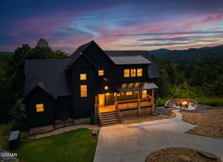 2843 Cedar Falls Way, Sevierville, TN 37862