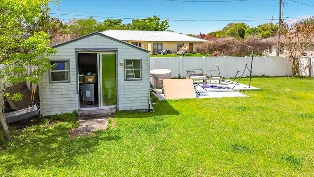 106 CALIFORNIA AVENUE, St Cloud, FL 34769