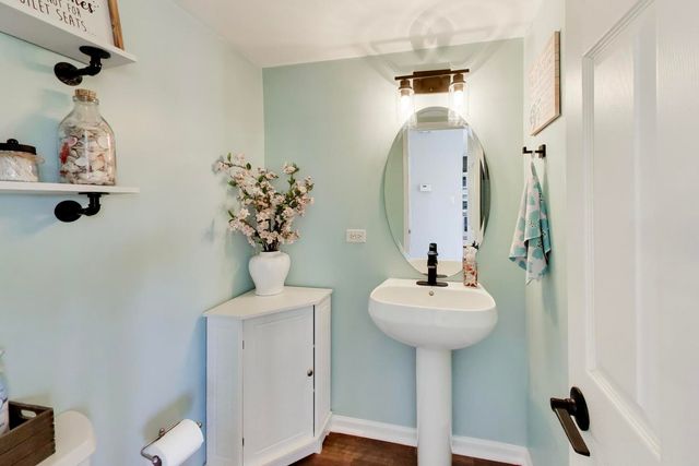 1286 SHAMROCK Lane, Pingree Grove, IL 60140