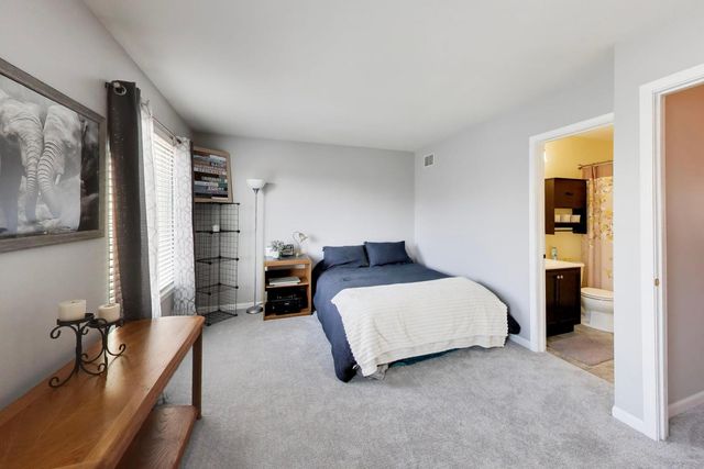 1286 SHAMROCK Lane, Pingree Grove, IL 60140